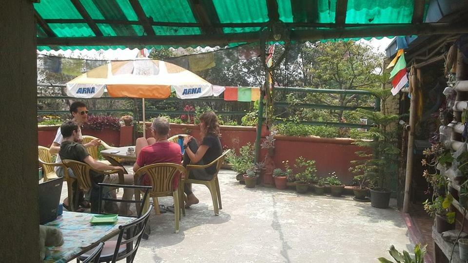 Hostel The Nepali Hive Kathmandu Exterior foto